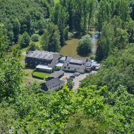 فندق Land-gut-hotel Forellenhof