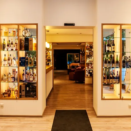 Отель Land-gut-hotel Forellenhof 3*