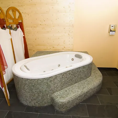 Land-gut-hotel Forellenhof 3*