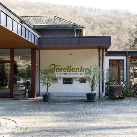 Land-gut-hotel Forellenhof Hotel 3*